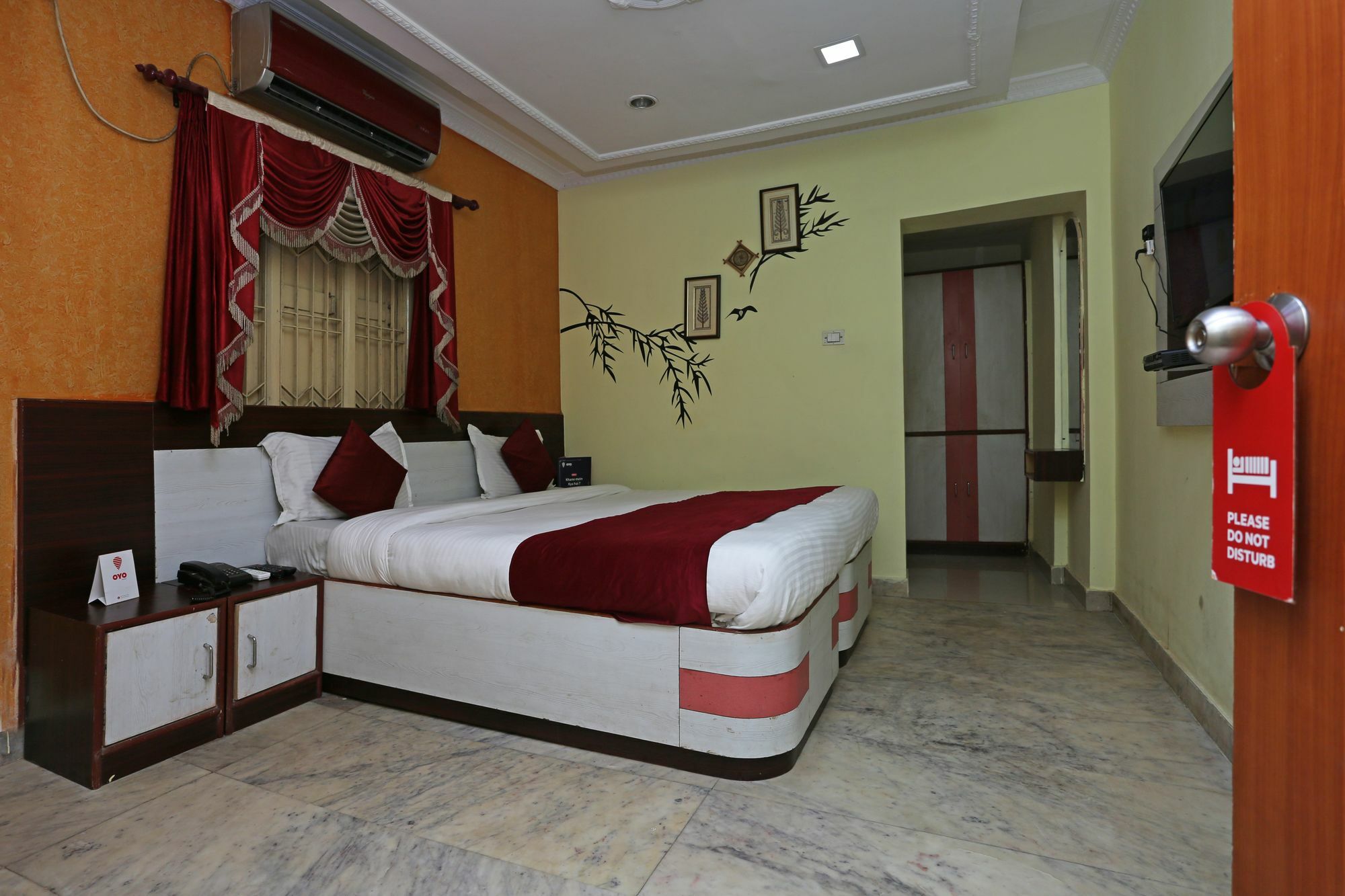 Oyo 4526 Jaydev Vihar Hotel Bhubaneswar Exterior photo